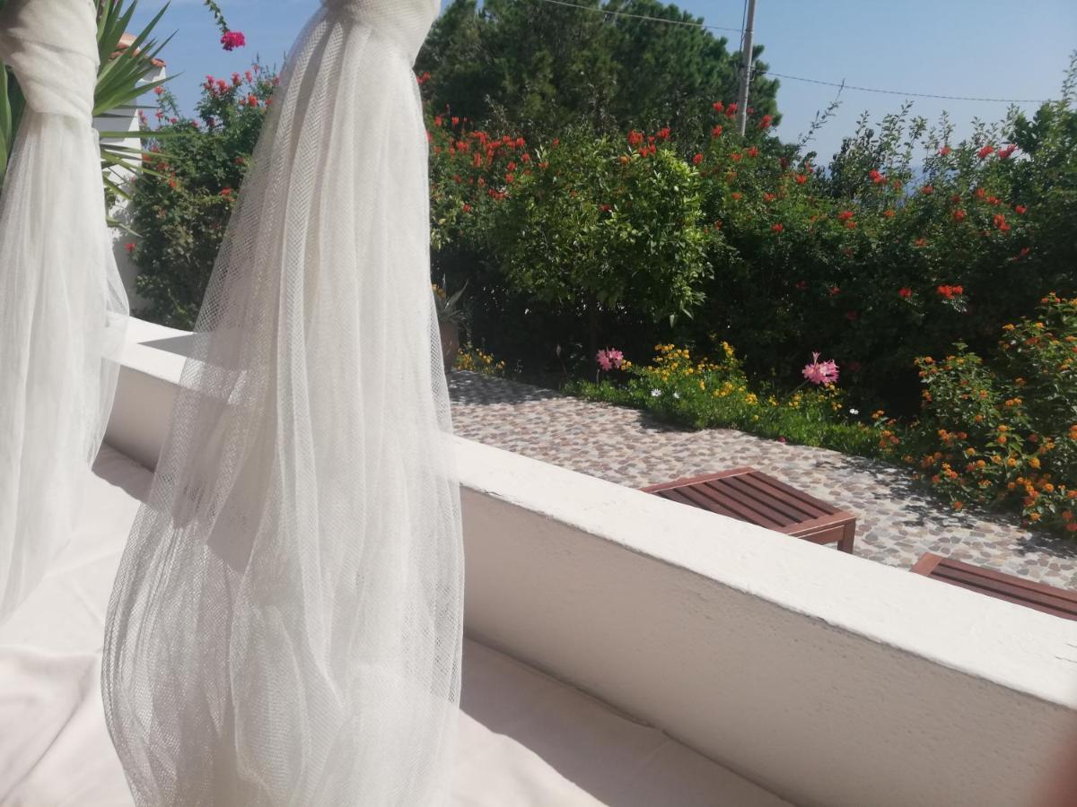 Villetta Punta Granata סנטה מרינה סלינה מראה חיצוני תמונה